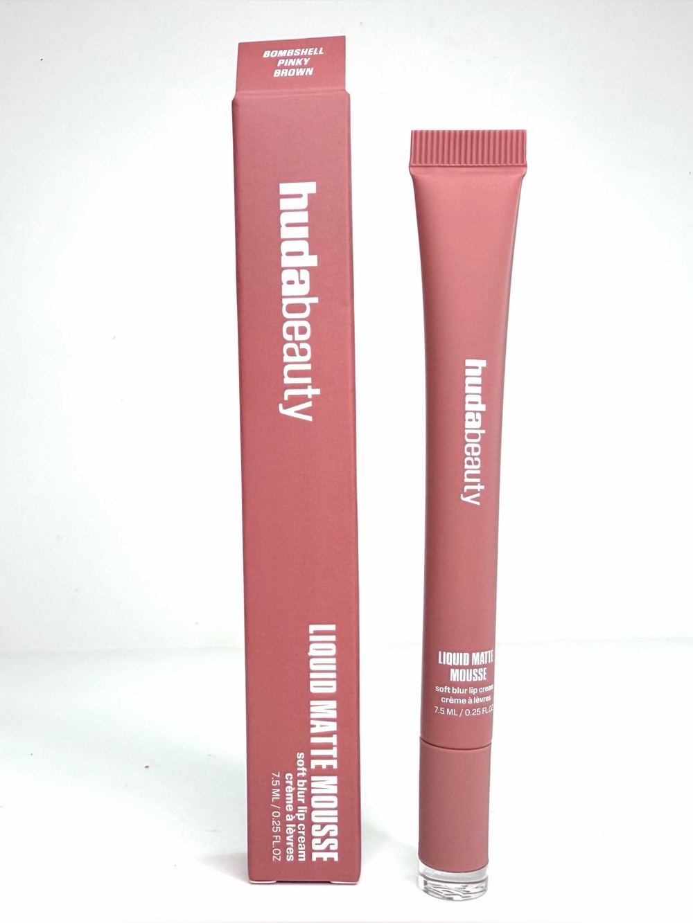 Huda Beauty Liquid Matte Mousse Bombshell Pinky Brown